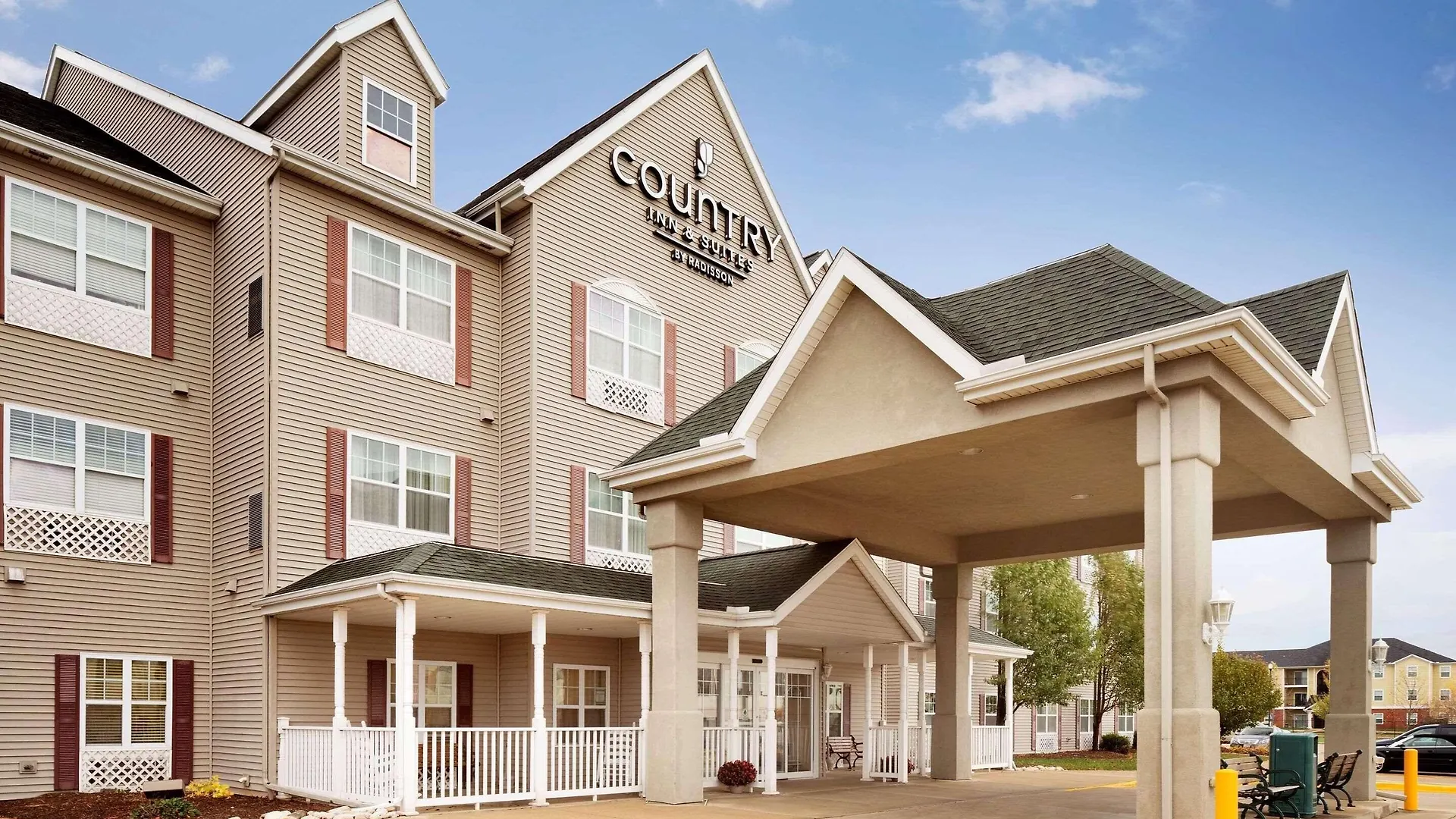 5 Top-Rated 3-Star Hotels In Champaign, Illinois