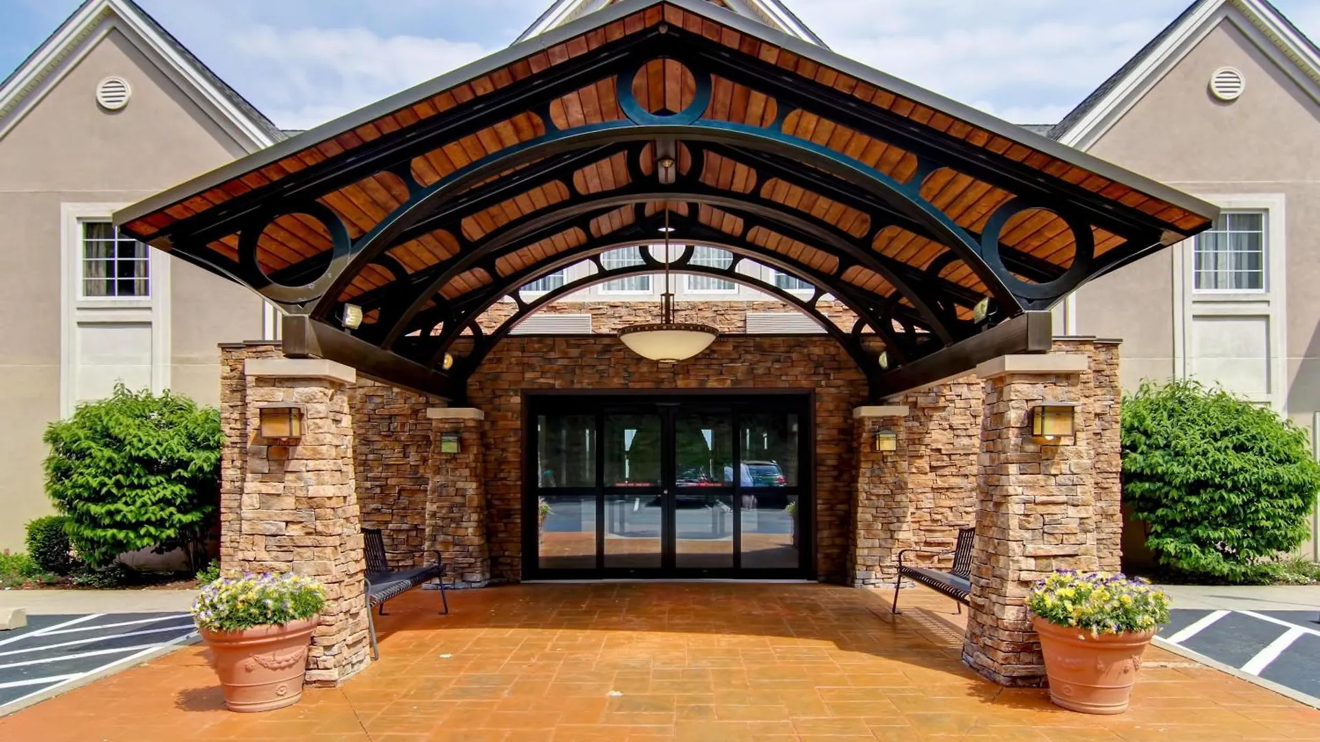 5 Homewood Suites by Hilton in New England Worth Booking